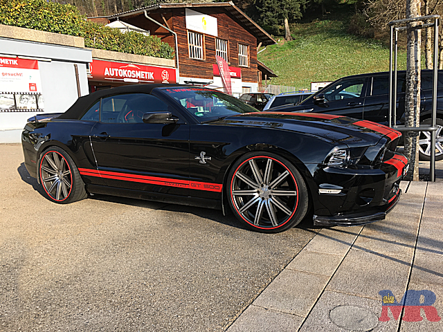 Ford Mustang Shelby GT500 Black Beast Hot Wheels